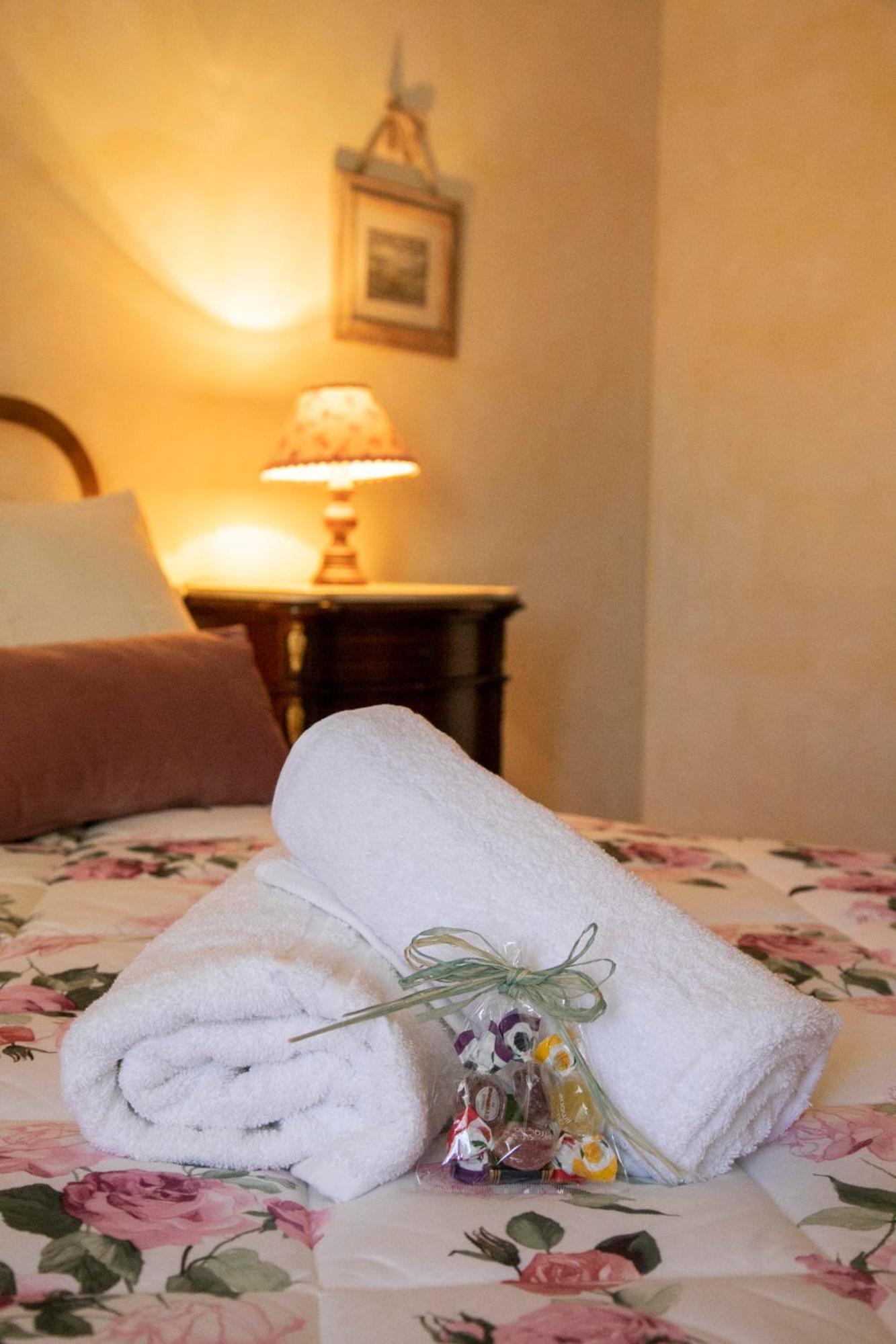 Dimora Camelia Apartment Лучера Екстериор снимка